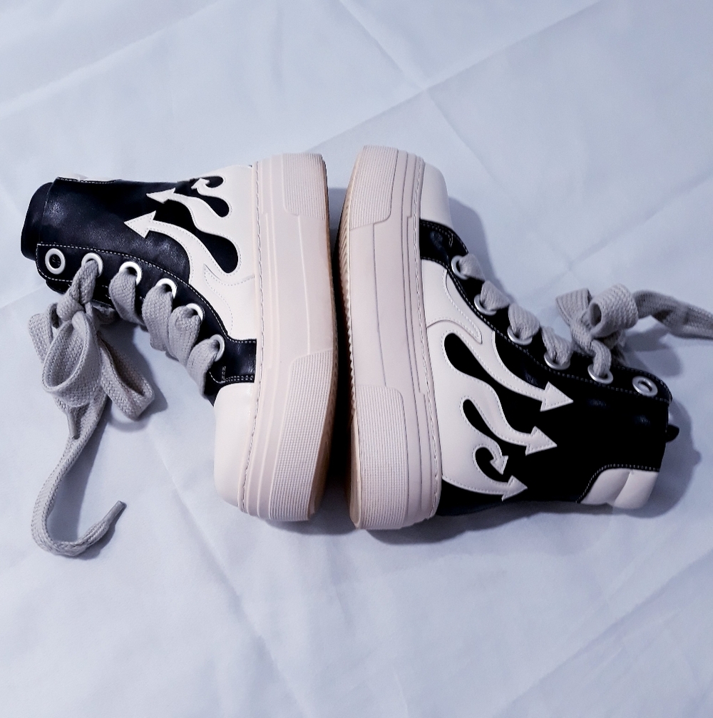 Fashion Black  White High-Top Sneakers Ankle Boots Platform Stick Sole Size 40 - Picture 9 of 12
